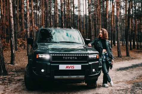 Авто з великим кліренсом для подорожей Україною